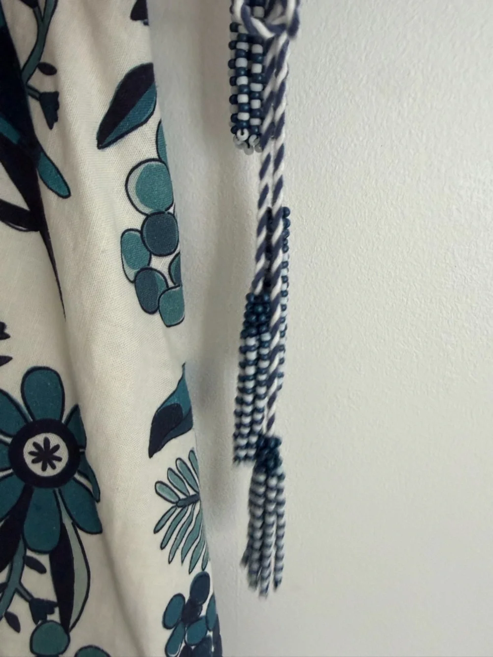 FARM Rio Women's V Neck Blue Tropical Tiles Mini Dress - Picture 5 of 5